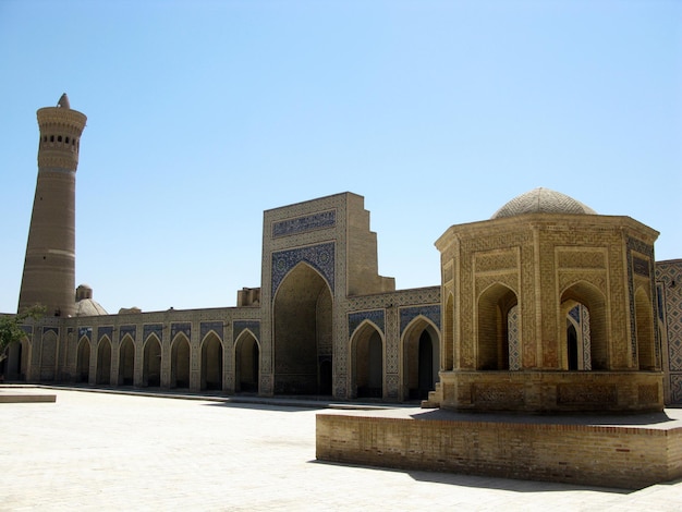 Mosque Poi Kalon