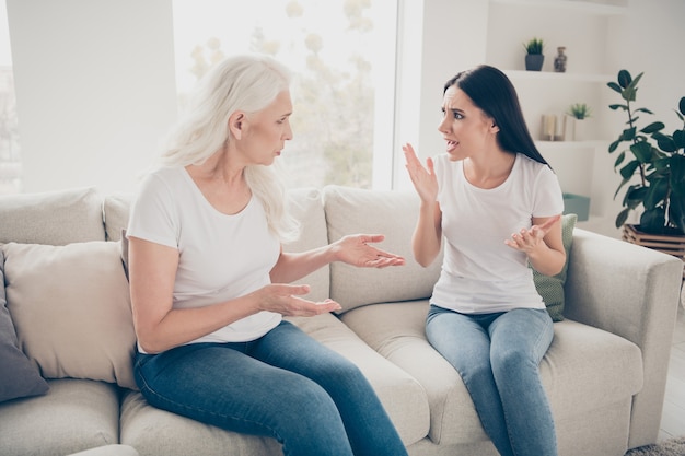 mother and daughter arguing