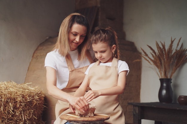 Mother and daughter mold with clay