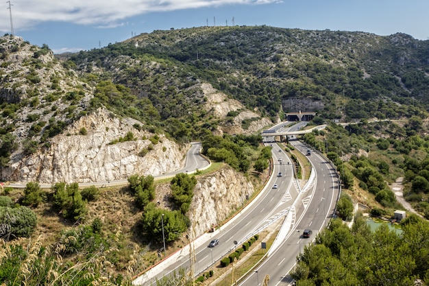 写真 スペイン、ヨーロッパの高速道路のモーションカー。