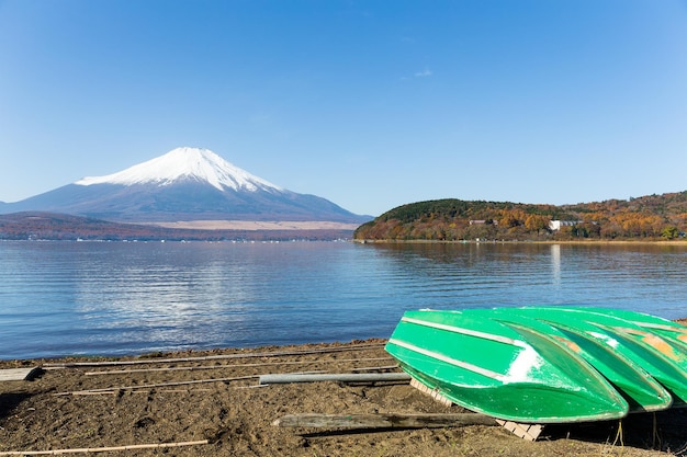 Mount Fuji en meer