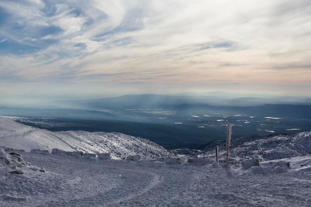 イスラエル、雪の中でハーモン山