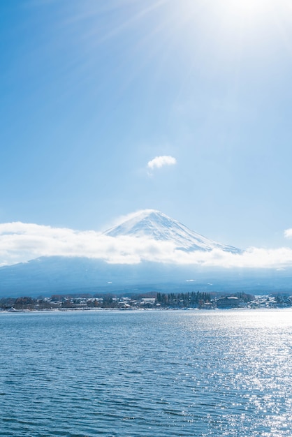 河口湖の山富士山。