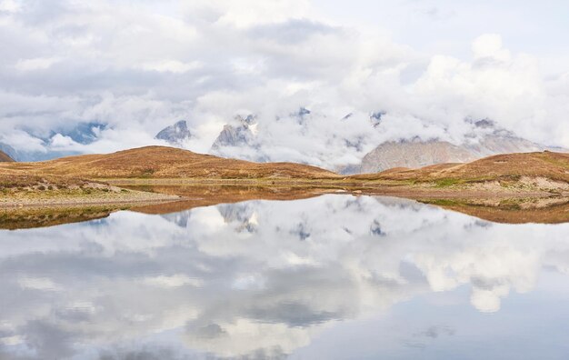 Photo mountain lake koruldi upper svaneti georgia europe caucasus mountains