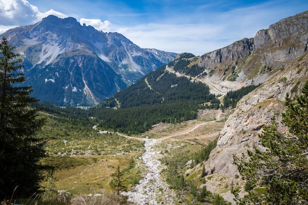 Горный пейзаж во французских Альпах