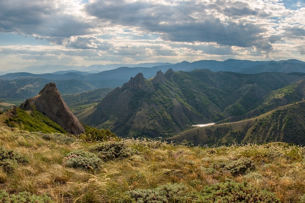 Горный пейзаж с облаками, Крымский полуостров