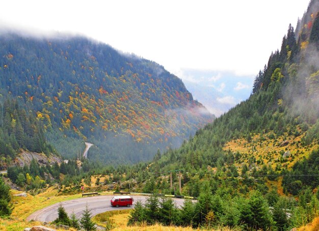 Foto paesaggio naturale di montagna destinazione di viaggio incredibile bellissimo paesaggio naturale