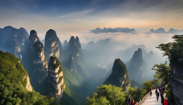 Photo a mountain range with a view of the mountains