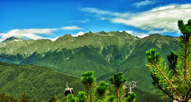 Photo mountains ridge in krasnaya polyana, sochi, russia