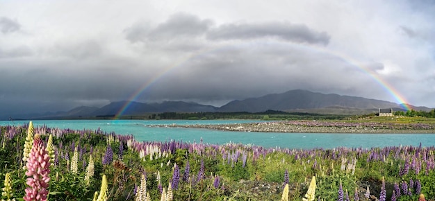 写真 雲の中の山々png