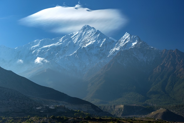 산. Nilgiri, Jomsom, 네팔에서 봅니다.