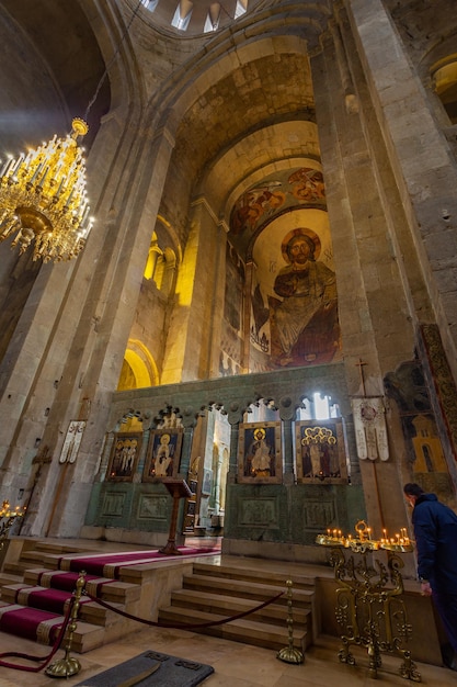 Mtscheta Georgia 2 april 2022 Oude orthodoxe fresco's in het interieur van de Svetitskhoveli-kathedraal