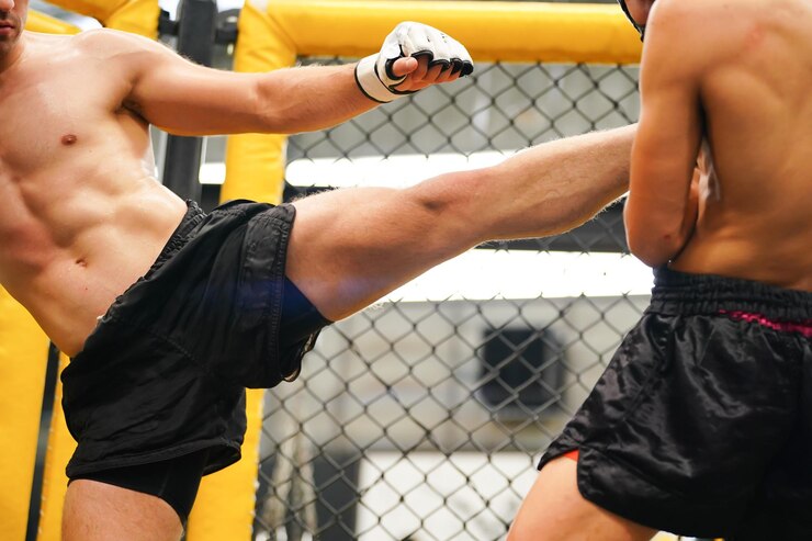 Photo muay thai the martial art of thailand boxer practicing boxing and gym and fighting against rival