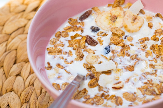 Muesli in de lepel