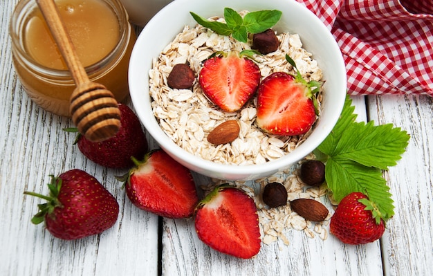 Muesli met aardbeien