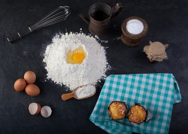 Muffin and cooking utensils