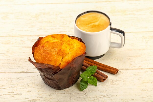 Muffin with coffee