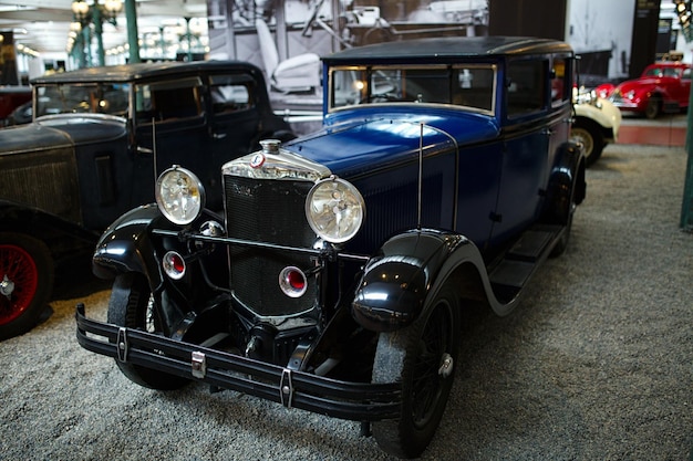 MULHOUSE FRANCE 2023년 8월 22일 국립 자동차 박물관 Cite de lAutomobile Collection Schlumpf 500개 이상의 자동차 컬렉션