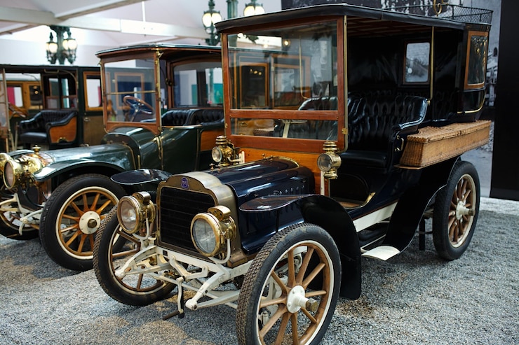Foto mulhouse frankrijk 22 augustus 2023 nationaal automobielmuseum de collectie van het nationaal automobielmuseum schlumpf