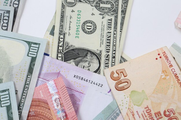 Multi Euro Dolar наличные деньги и монеты Различные типы банкнот нового поколения биткойн турецкая лира