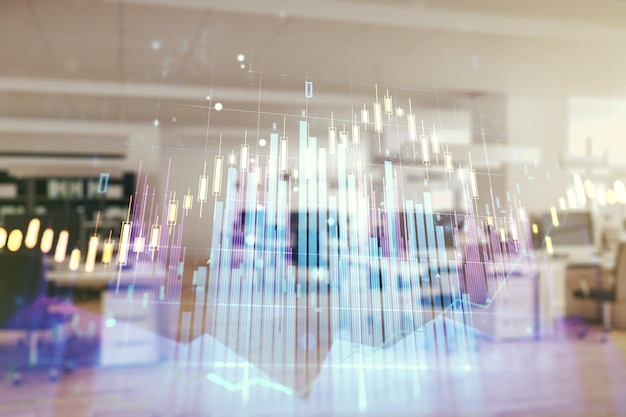Foto multi esposizione di ologramma grafico finanziario virtuale astratto su sfondo moderno ufficio arredato
