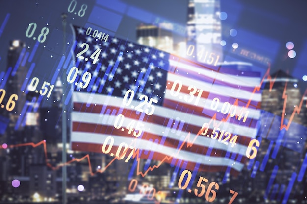 Мультиэкспозиция абстрактного виртуального финансового графа голограммы на флаге США и размытом фоне городского пейзажа форекс и инвестиционная концепция