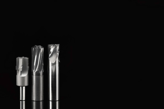 Multi tools speciale set Ruimer frees boor materiaal Carbide en staal Gebruikt voor metaalbewerking geïsoleerd op zwarte achtergrond