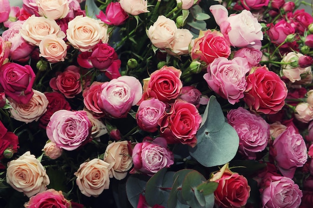 Multicolor roses bouquet