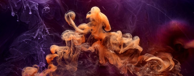 色とりどりのオレンジ色のライラックの煙の抽象的な背景のアクリル絵の具の水中爆発