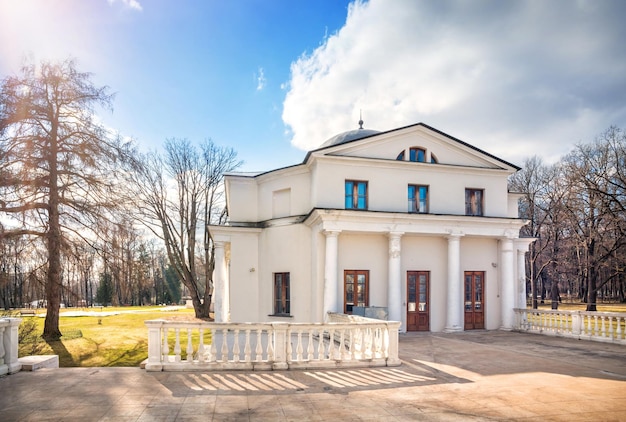 Museum of the Great Patriotic War and commemorative steles on Poklonnaya Hill in Moscow