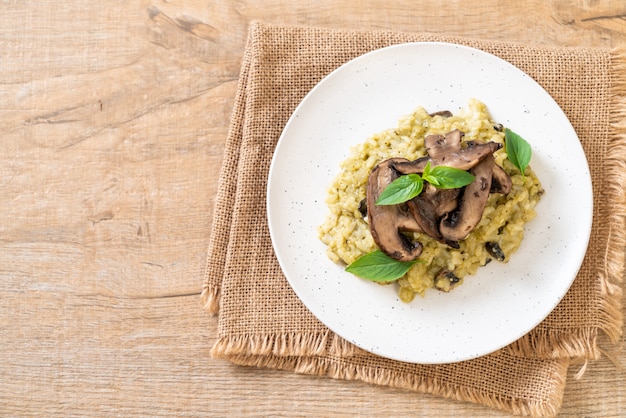 Mushroom Risotto with Pesto and Cheese