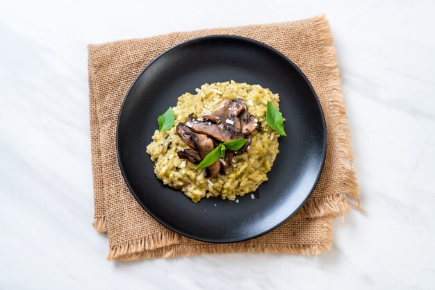 Mushroom Risotto with Pesto and Cheese