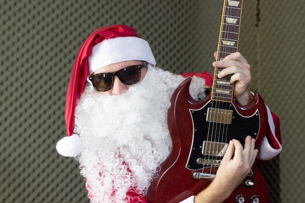 Musical santa claus