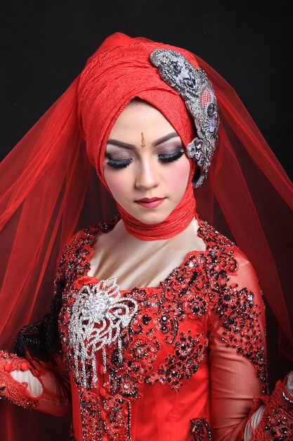 Muslim make up and fashion wedding