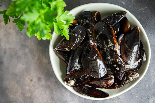 조개 껍질 해산물 신선한 건강한 식사 음식 스낵 다이어트 테이블 복사 공간 음식 배경에 홍합