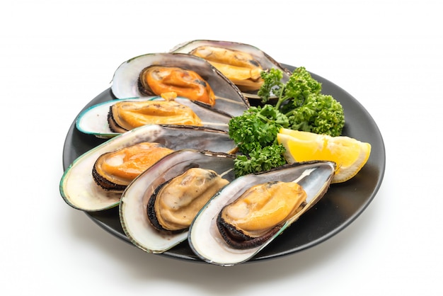 mussels with lemon and parsley