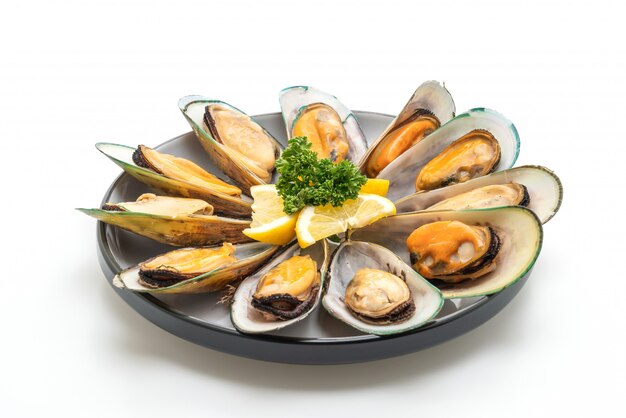 mussels with lemon and parsley