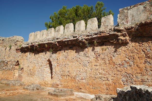 Muur van het kasteel van Alanya in de stad Antalya Turkiye van Alanya