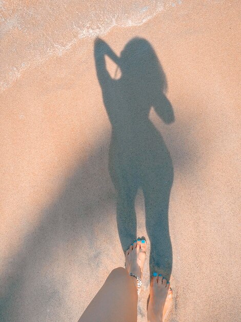 Photo my shadow on the sand