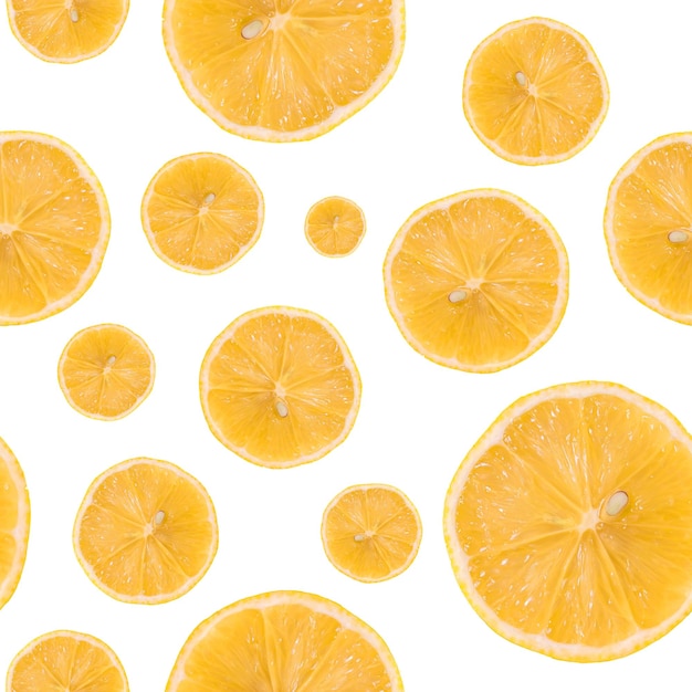 Naadloos patroon gemaakt van schijfje citroen geïsoleerd op een witte achtergrond