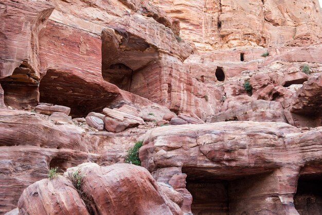 Nabatische graven in de oude stad Petra in Jordanië