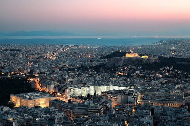 Nacht uitzicht op de Akropolis, Athene, Griekenland