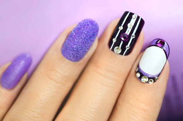 Nail design on different shapes