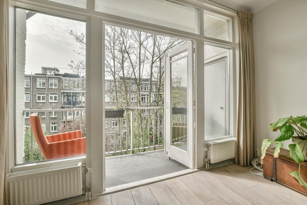 Narrow sitting area in balcony