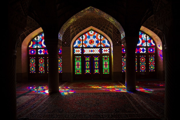 Photo nasir-ol-molk mosque in shiraz, iran