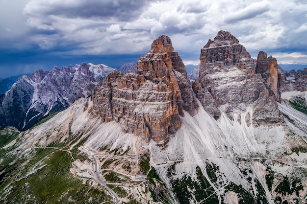 Национальный природный парк Tre Cime в Доломитовых Альпах. Красивая природа Италии.