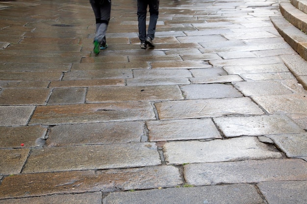 Natte straat in Santiago de Compostela, Galicië, Spanje