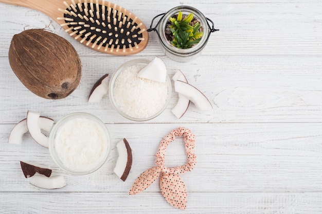 Foto trattamento naturale per capelli con cocco