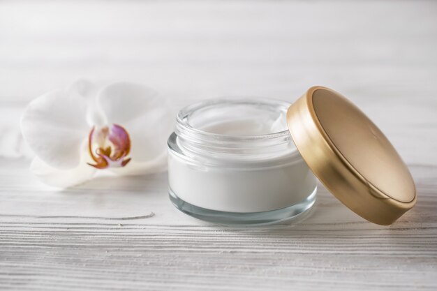 Natural organic skin care cosmetics