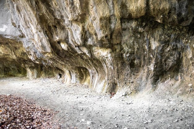 Natuurlijke grot in de regio Liptov.